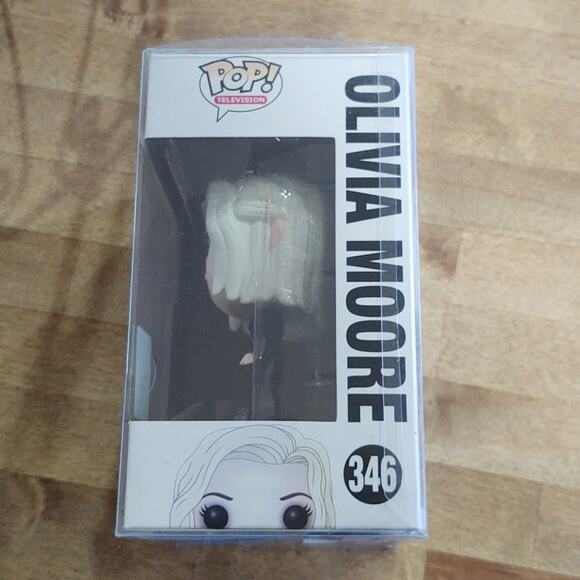 Funko POP #346 iZombie Olivia Moore 2016 Summer Convention Exclusive - Picture 5 of 6